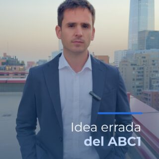 💡 ¿Cuánto gana realmente una familia ABC1?
Muchos creen que pertenecer al segmento ABC1 es sinónimo de lujos extremos: helicópteros, yates y un estilo de vida extravagante. Pero los números cuentan otra historia.

👨‍👩‍👧 Para una familia de 3 personas: 

✔️ C1: ingreso mensual desde $1,9 millones 
✔️ AB: más de $5,7 millones mensuales

🌱 Si bien $1,9 millones es harta plata, no alcanza para lujos extremos. Ese estilo de vida más extravagante pertenece sólo a un pequeño porcentaje del segmento A.

🔍 Para seguir entendiendo como funciona el mundo financiero, visita nuestro perfil y conoce más.

#educacionfinanciera #finanzaspersonales #chile